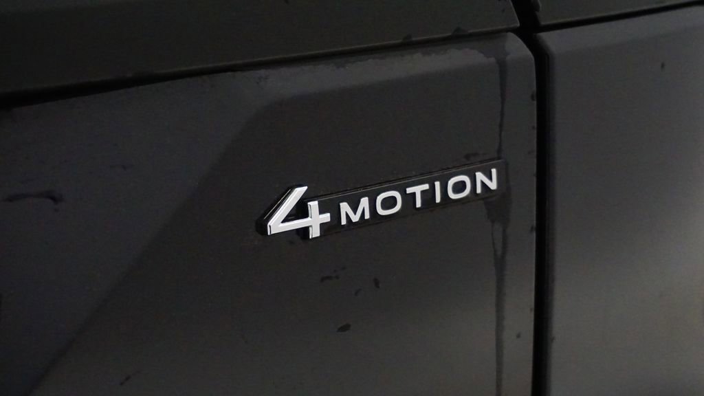 Thumbnail: 2024 Volkswagen Atlas - 16