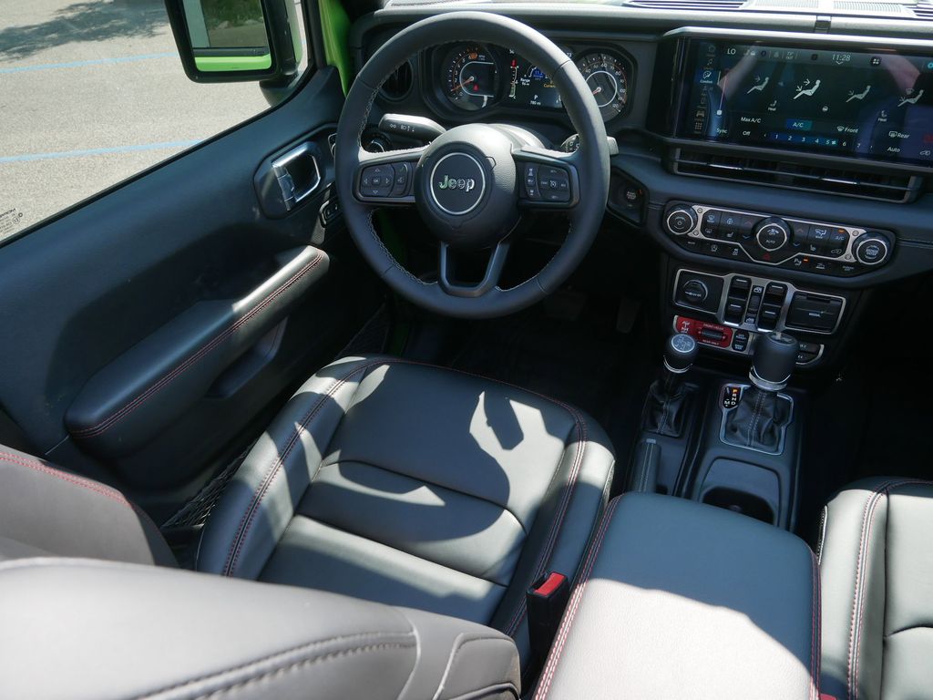 Thumbnail: 2025 Jeep Wrangler - 24