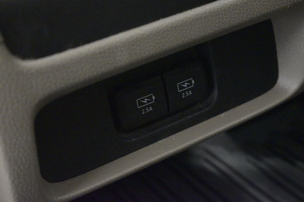 Thumbnail: 2019 Honda Odyssey - 28