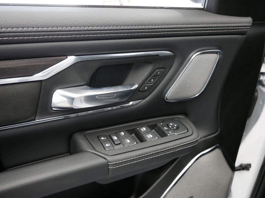 Thumbnail: 2026 RAM 1500 - 8