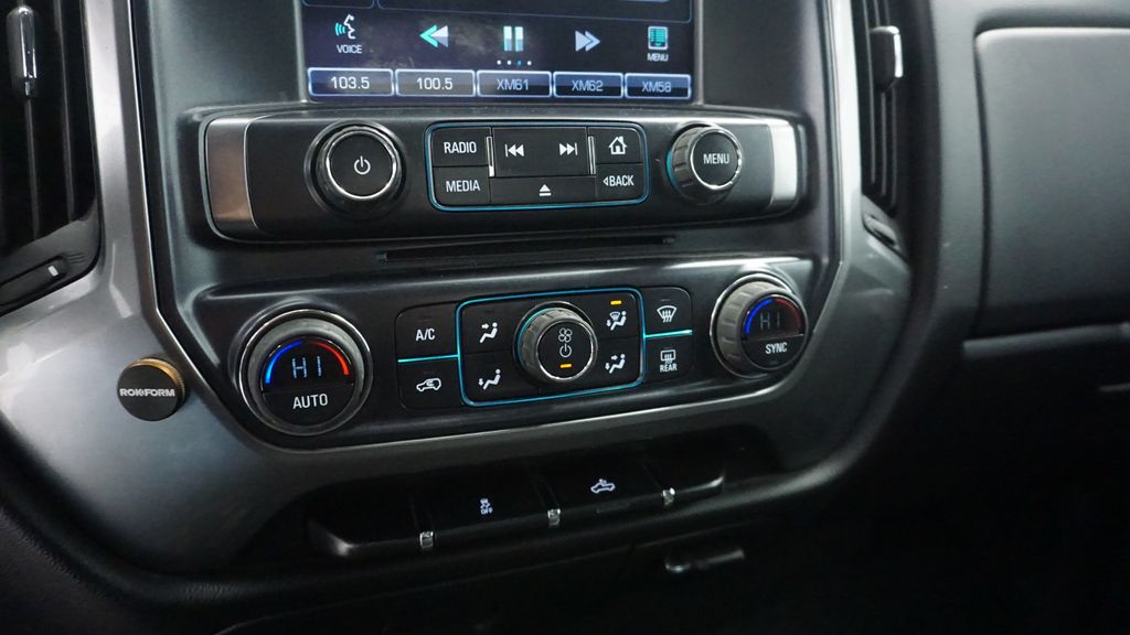 Thumbnail: 2014 Chevrolet Silverado 1500 - 33