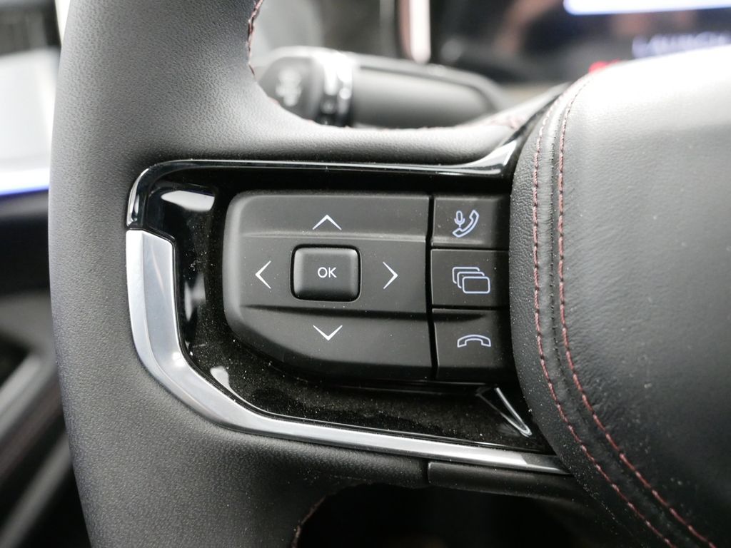 Thumbnail: 2024 Jeep Wagoneer S - 40