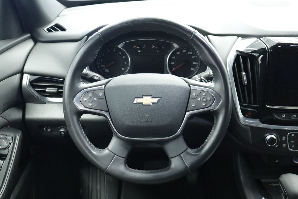 Thumbnail: 2022 Chevrolet Traverse - 24