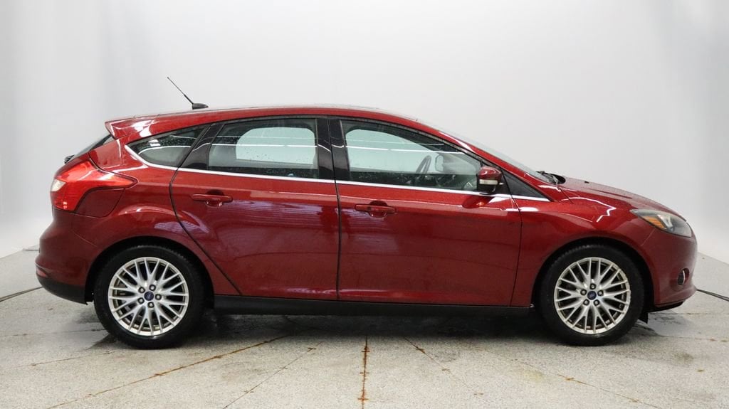 Thumbnail: 2013 Ford Focus - 6