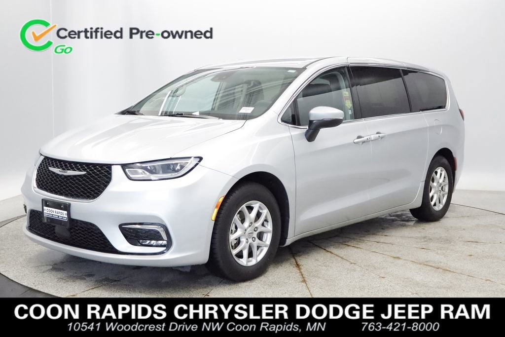 Thumbnail: 2023 Chrysler Pacifica - 1