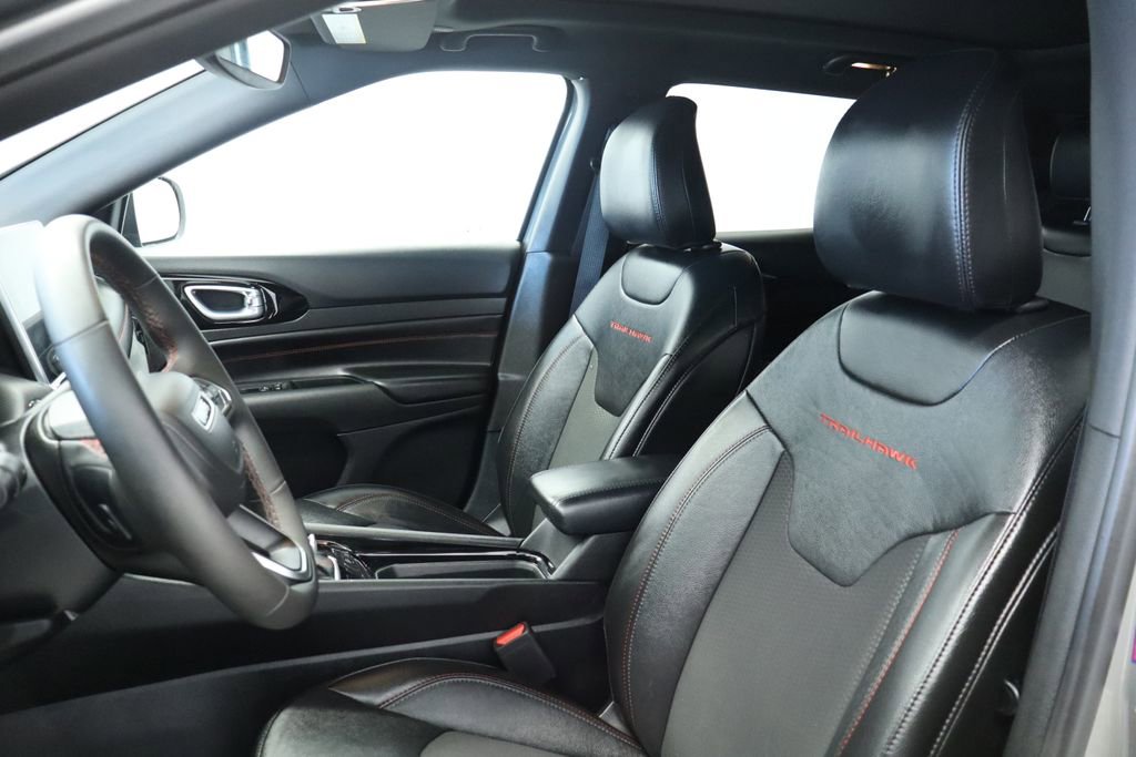 Thumbnail: 2023 Jeep Compass - 31