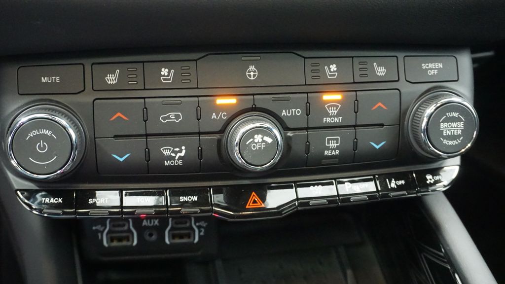 Thumbnail: 2026 Dodge Durango - 26