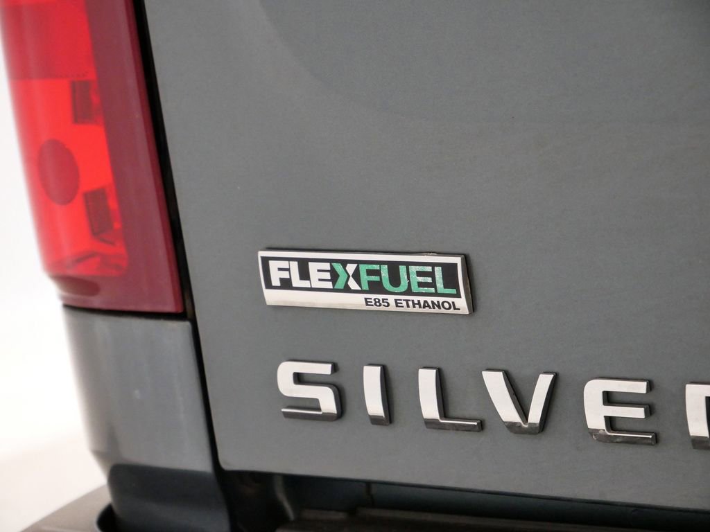 Thumbnail: 2012 Chevrolet Silverado 1500 - 21