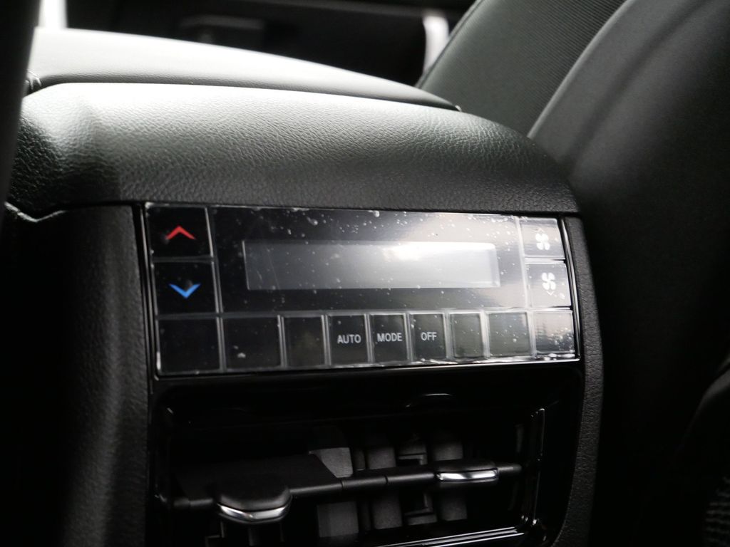 Thumbnail: 2025 Jeep Grand Cherokee L - 19