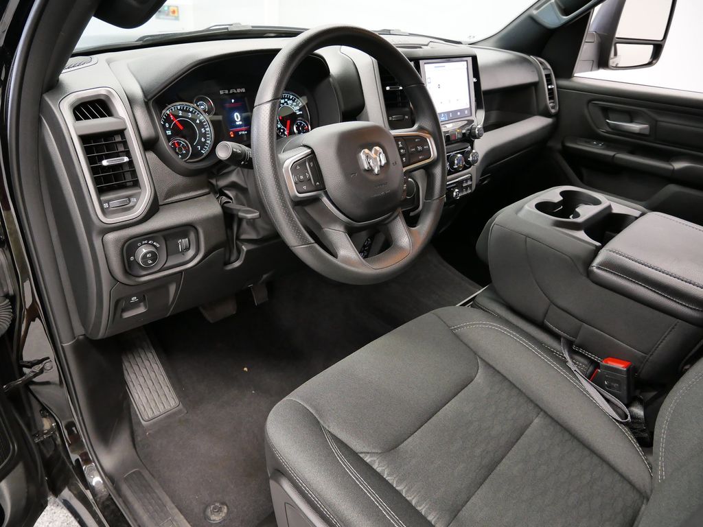 Thumbnail: 2025 RAM 1500 - 2
