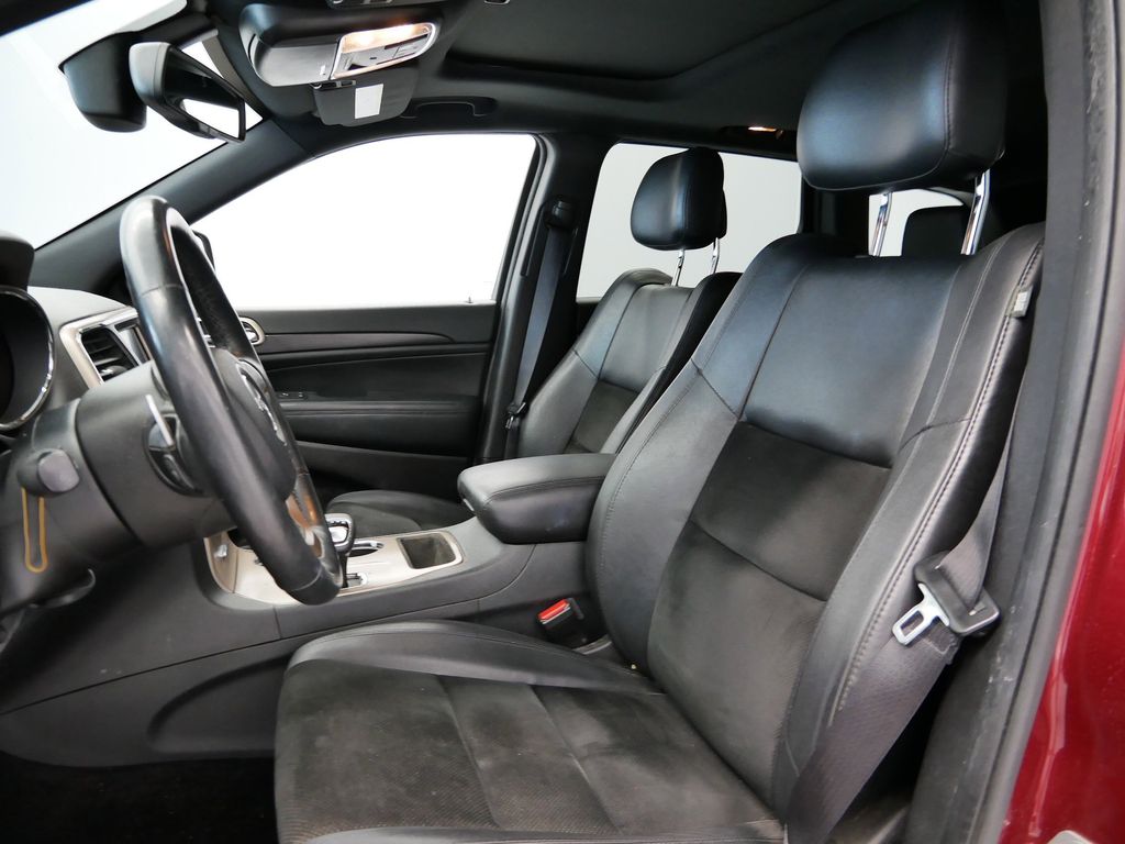 Thumbnail: 2014 Jeep Grand Cherokee - 23