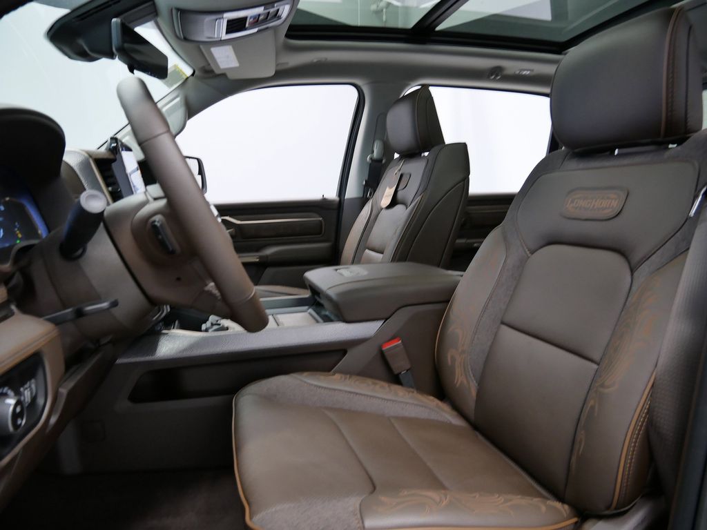 Thumbnail: 2026 RAM 1500 - 3