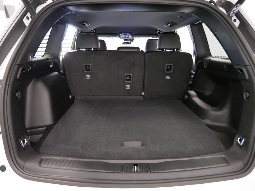 Thumbnail: 2025 Jeep Grand Cherokee - 10