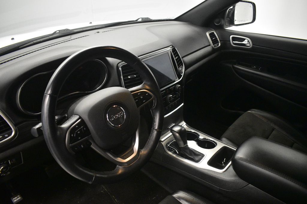 Thumbnail: 2021 Jeep Grand Cherokee - 41