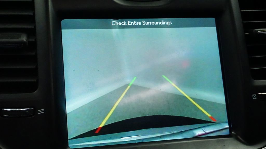 Thumbnail: 2019 Chrysler 300 - 32