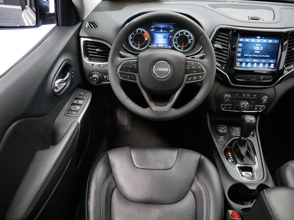 Thumbnail: 2022 Jeep Cherokee - 17