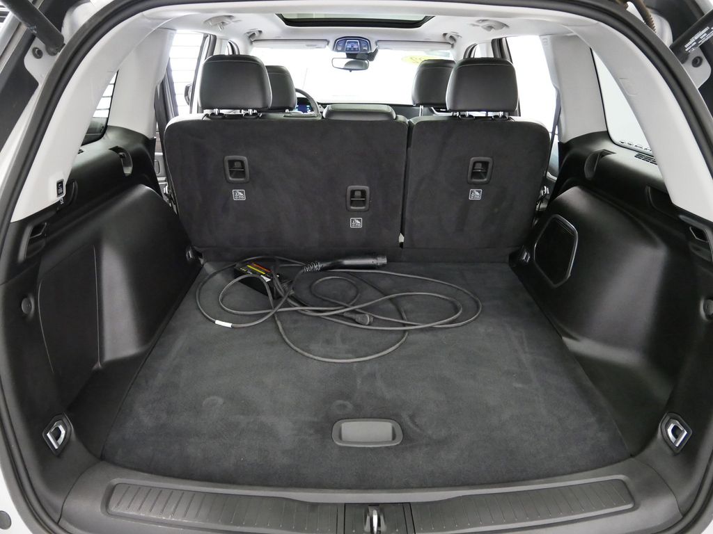 Thumbnail: 2022 Jeep Grand Cherokee - 13