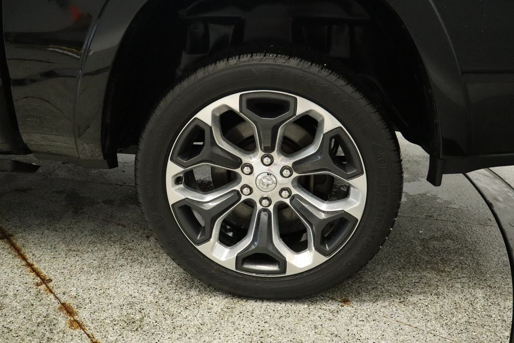 Thumbnail: 2019 RAM 1500 - 16