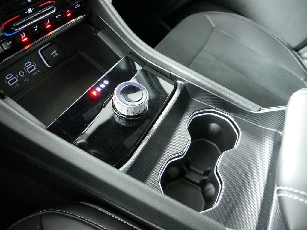 Thumbnail: 2024 Jeep Grand Cherokee - 49