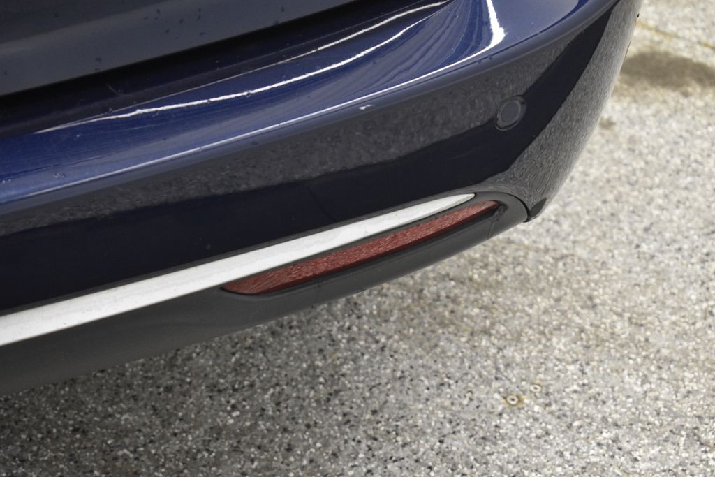 Thumbnail: 2017 Chrysler Pacifica - 17