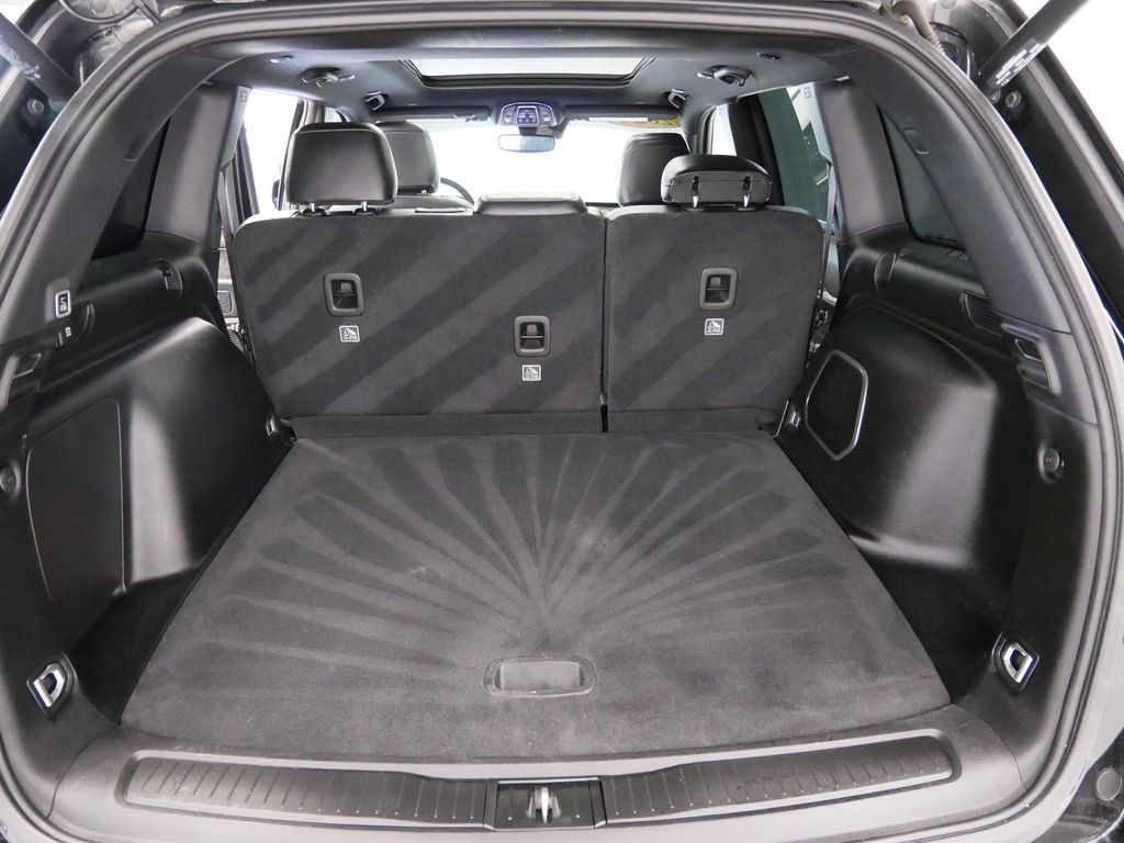 Thumbnail: 2024 Jeep Grand Cherokee - 9