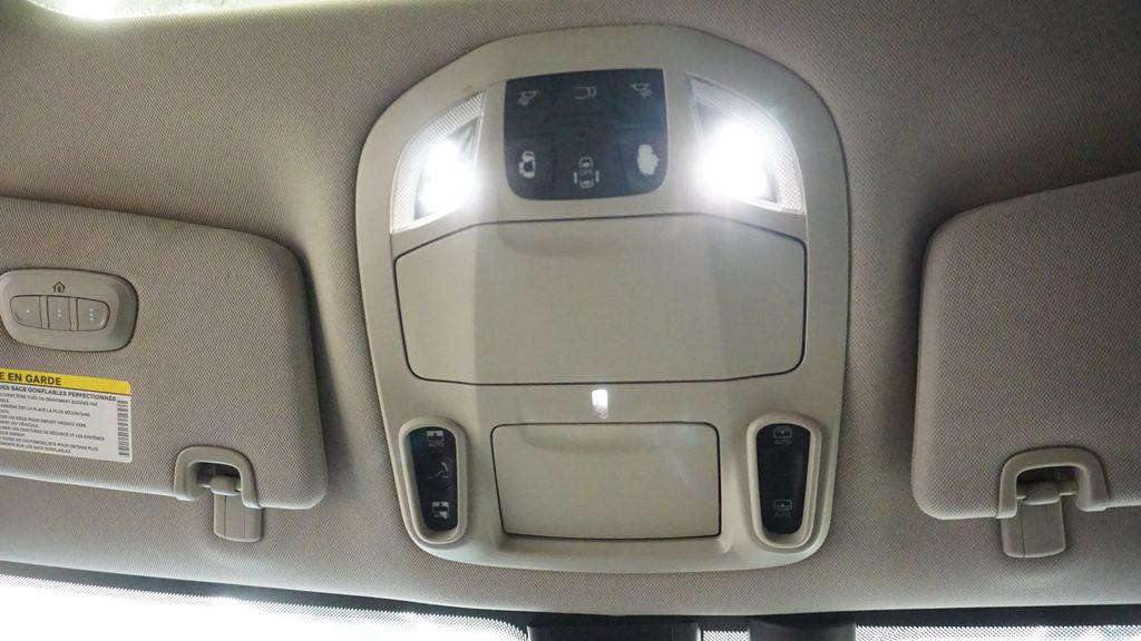 Thumbnail: 2018 Chrysler Pacifica - 33