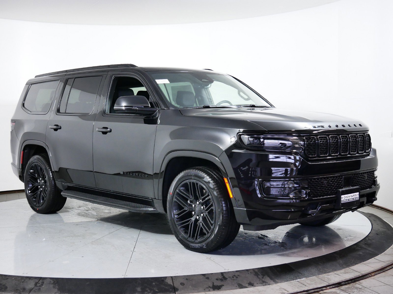 Thumbnail: 2024 Jeep Wagoneer - 2