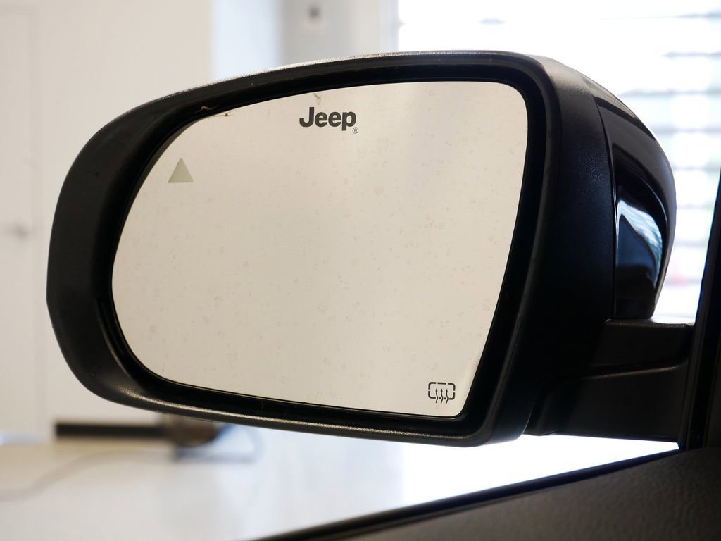 Thumbnail: 2025 Jeep Compass - 24