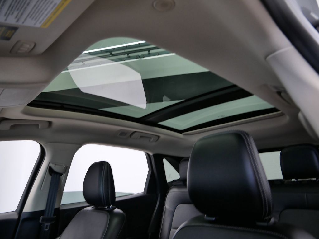 Thumbnail: 2020 Ford Escape - 4