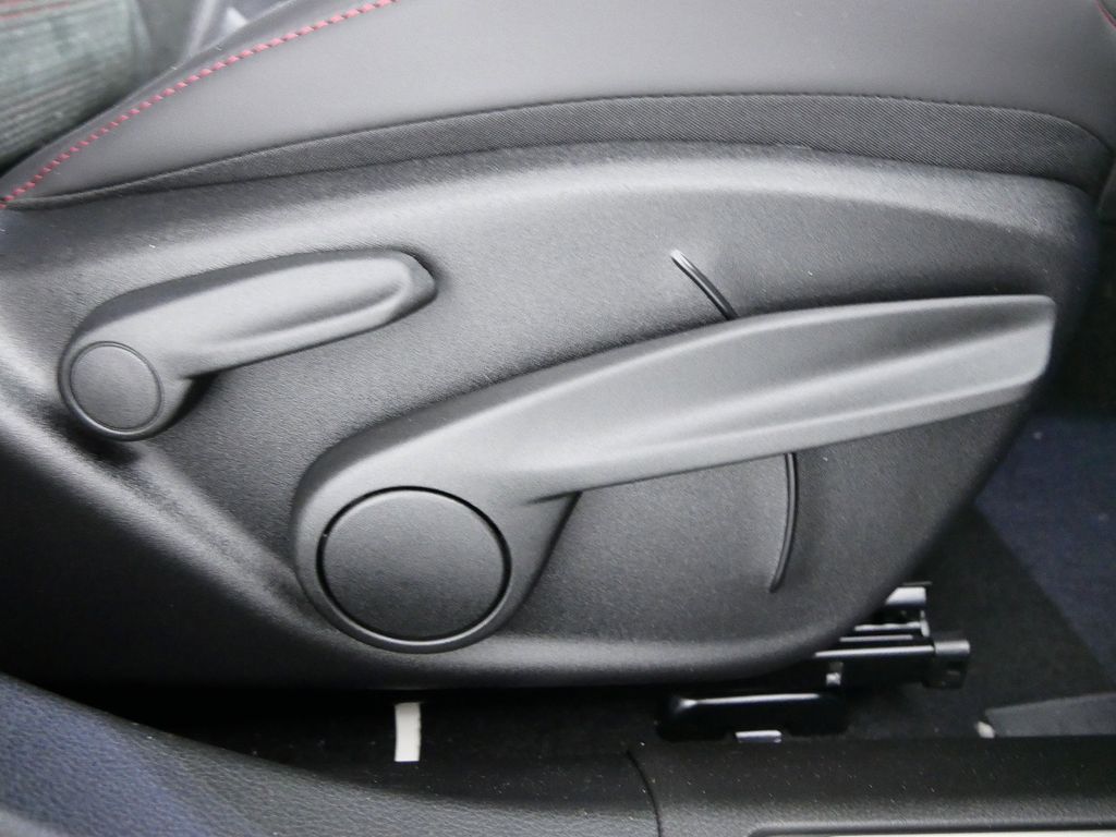 Thumbnail: 2024 Dodge Hornet - 26