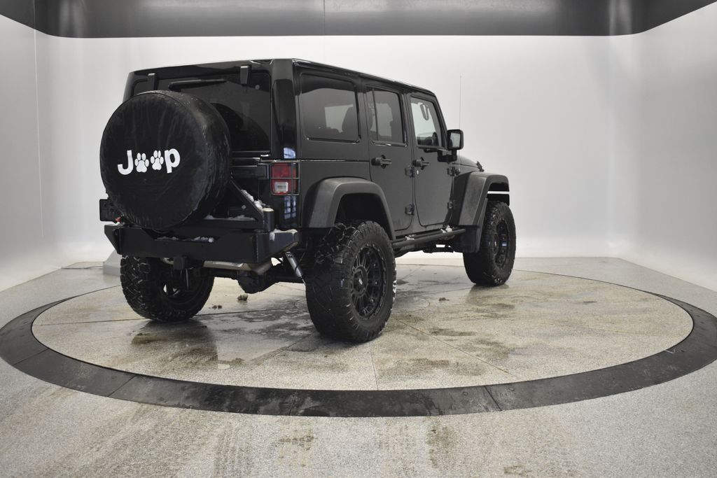 Thumbnail: 2013 Jeep Wrangler - 9