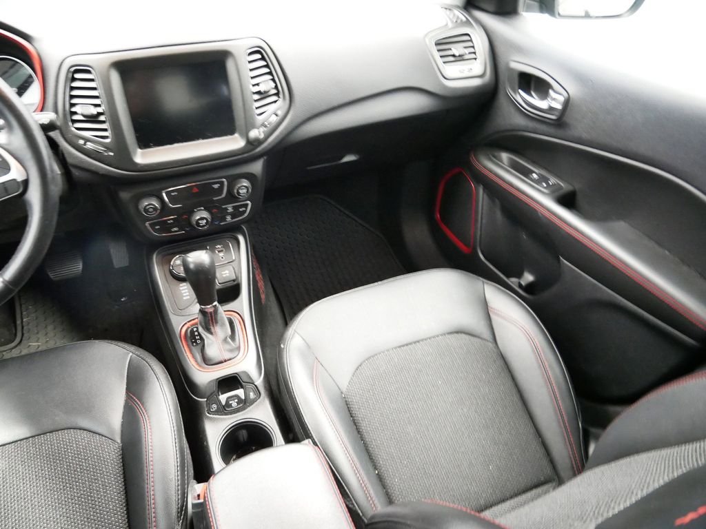 Thumbnail: 2020 Jeep Compass - 26