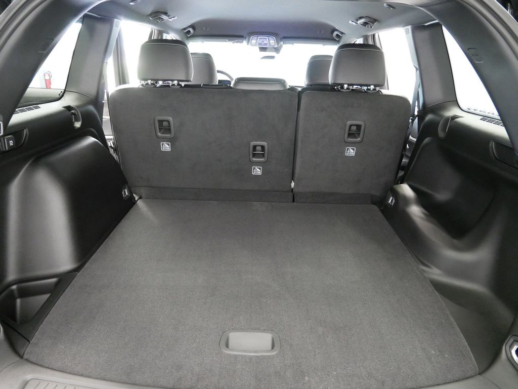 Thumbnail: 2025 Jeep Grand Cherokee - 10