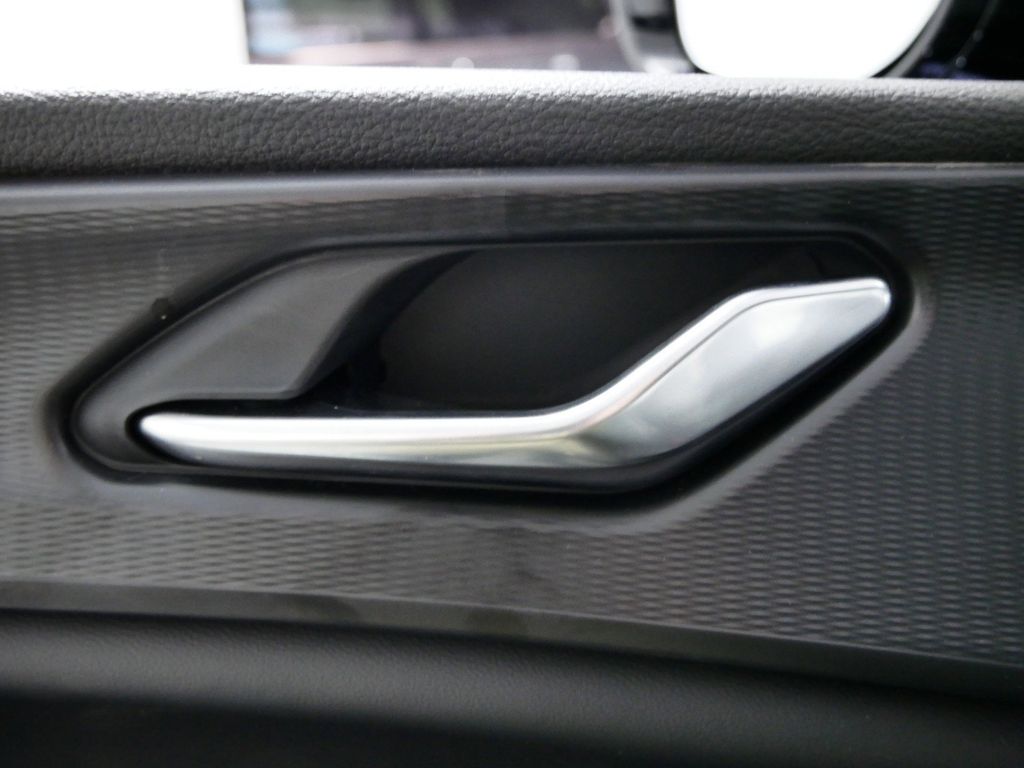 2024 Jeep Grand Cherokee Altitude 36