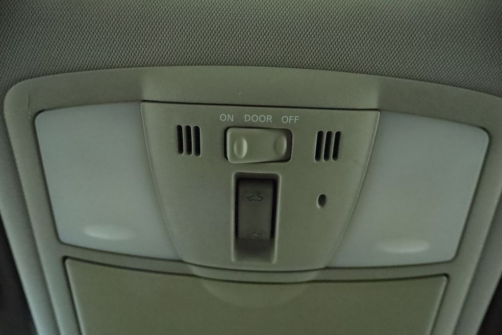 Thumbnail: 2009 INFINITI G37 - 41