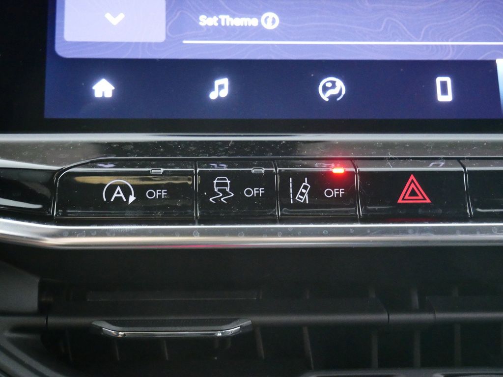 Thumbnail: 2024 Jeep Compass - 44