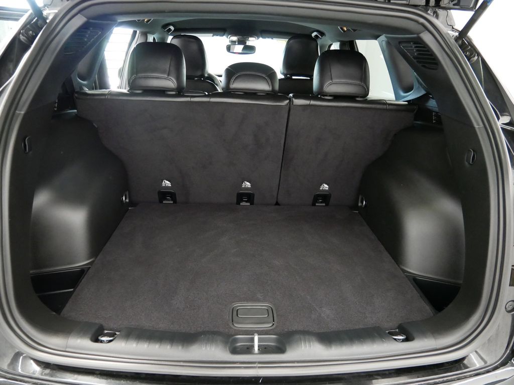 Thumbnail: 2025 Jeep Compass - 12