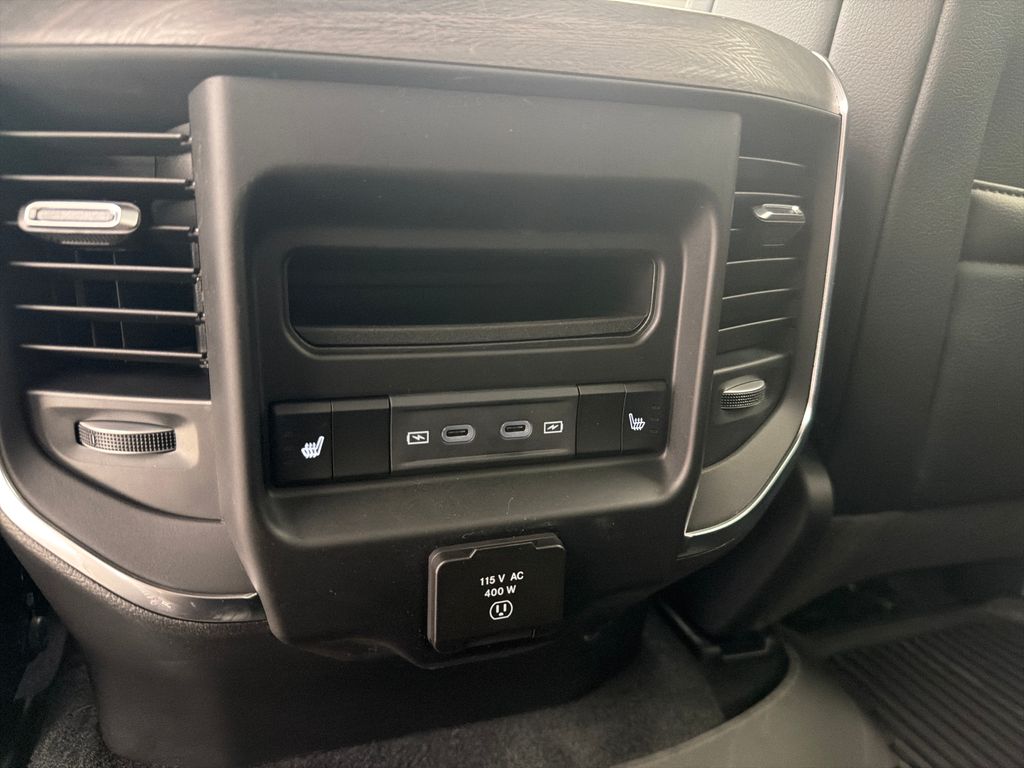 Thumbnail: 2026 RAM 1500 - 15