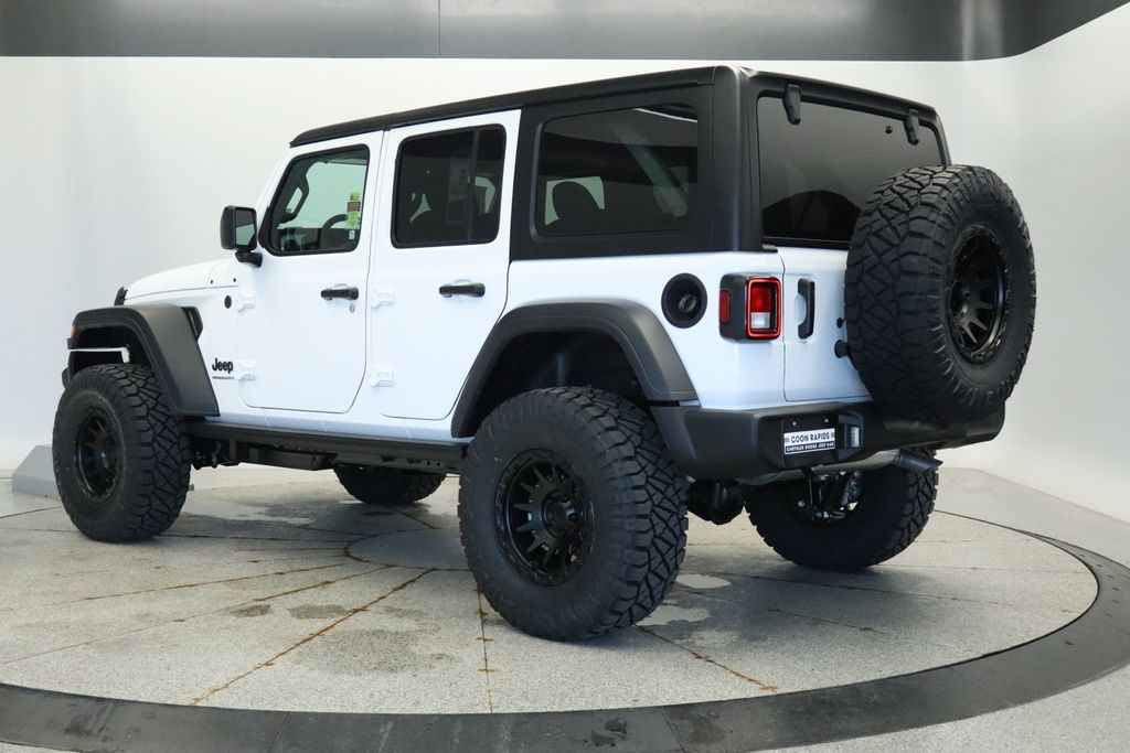 Thumbnail: 2026 Jeep Wrangler - 3