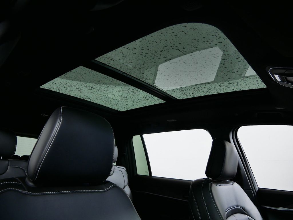 Thumbnail: 2025 Jeep Grand Cherokee L - 22