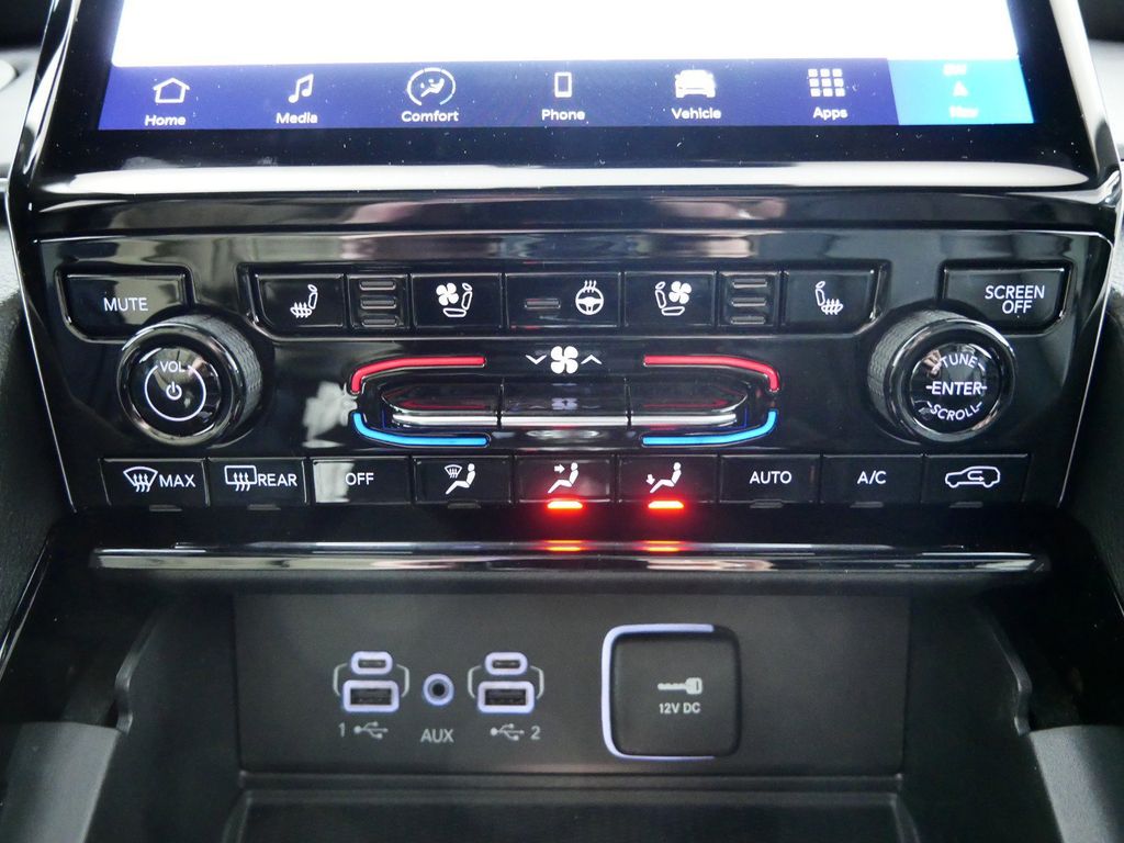 Thumbnail: 2025 Jeep Grand Cherokee - 46