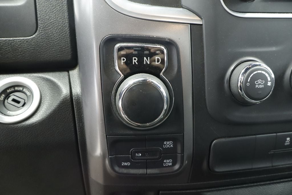 Thumbnail: 2021 RAM 1500 Classic - 27