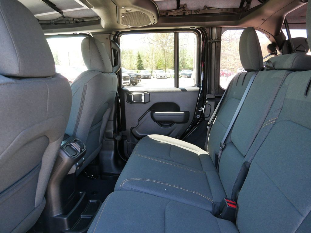 2025 Jeep Wrangler Sport 4xe 27
