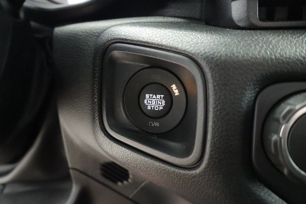 Thumbnail: 2026 Jeep Wrangler - 33