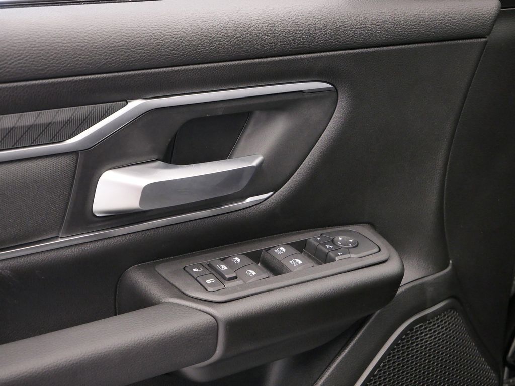 Thumbnail: 2026 RAM 1500 - 22