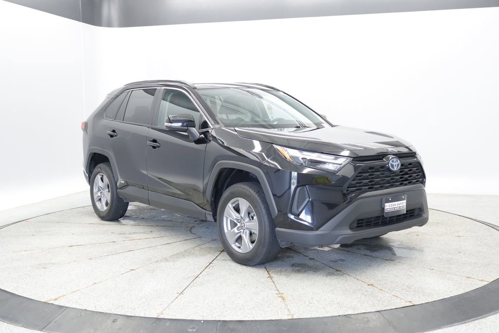 Thumbnail: 2023 Toyota RAV4 - 10