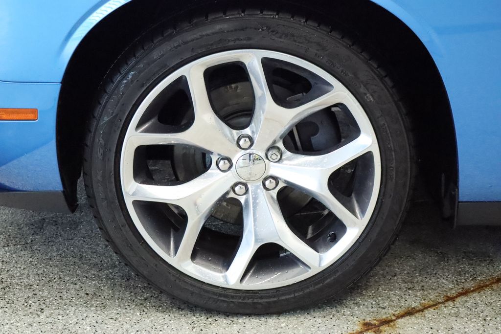 Thumbnail: 2016 Dodge Challenger - 16