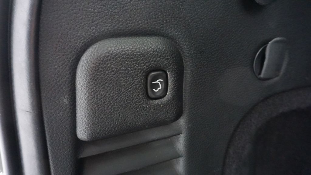 Thumbnail: 2015 Jeep Grand Cherokee - 18