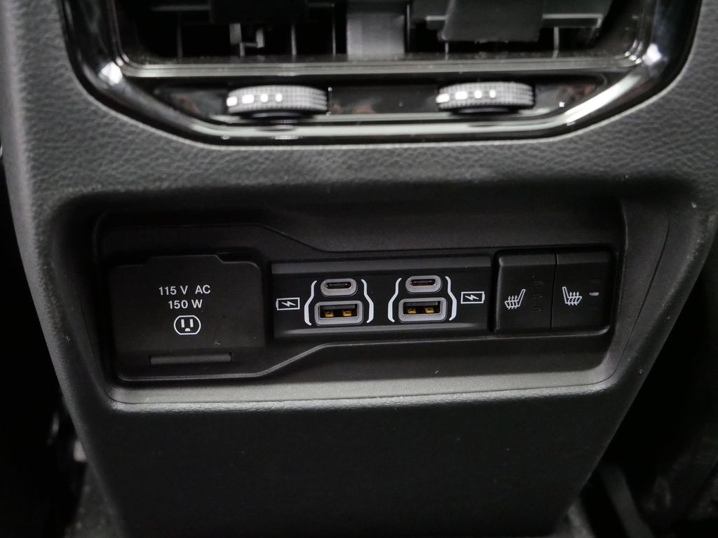 Thumbnail: 2024 Jeep Grand Cherokee - 23