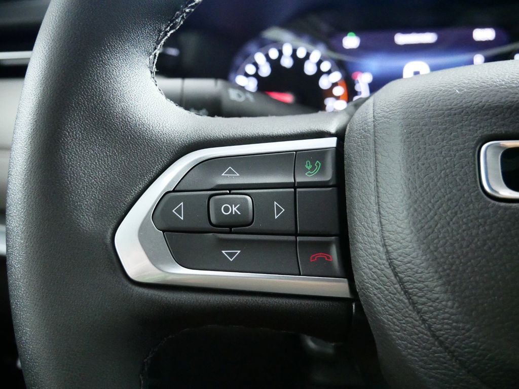 Thumbnail: 2025 Jeep Compass - 39